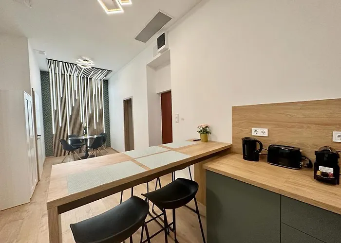Gozsdu Loft - 1 Free Parking - Self Check-in Appartamento