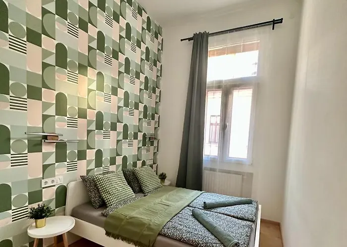 Gozsdu Loft - 1 Free Parking - Self Check-in * Budapest