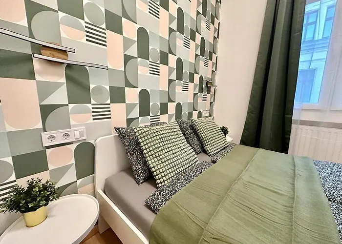 Gozsdu Loft - 1 Free Parking - Self Check-in Budapest