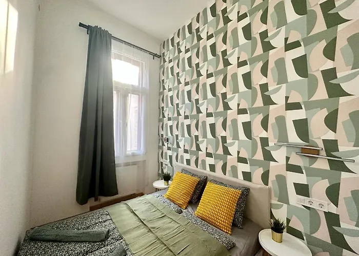 Gozsdu Loft - 1 Free Parking - Self Check-in * Budapest