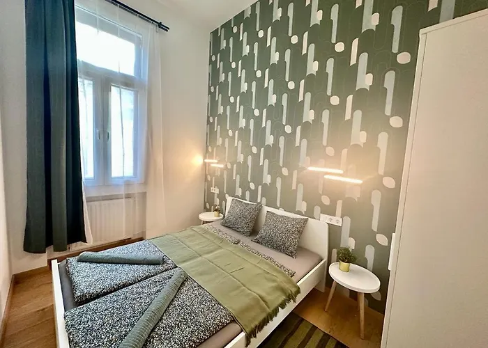 Gozsdu Loft - 1 Free Parking - Self Check-in Budapest