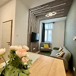 Gozsdu Loft Ii 1 Free Parking Ii Self Check-in