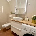 Gozsdu Loft Ii 1 Free Parking Ii Self Check-in *