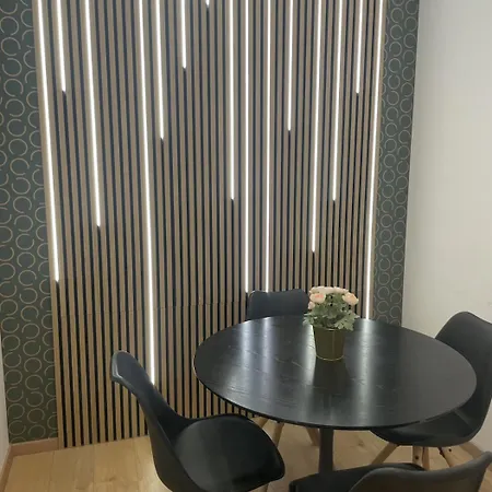 Partypad At Gozsdu Courtyard I Freeparking דירה