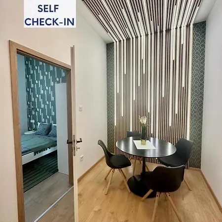 아파트 Gozsdu Loft I Free Parking I Self Check-in
